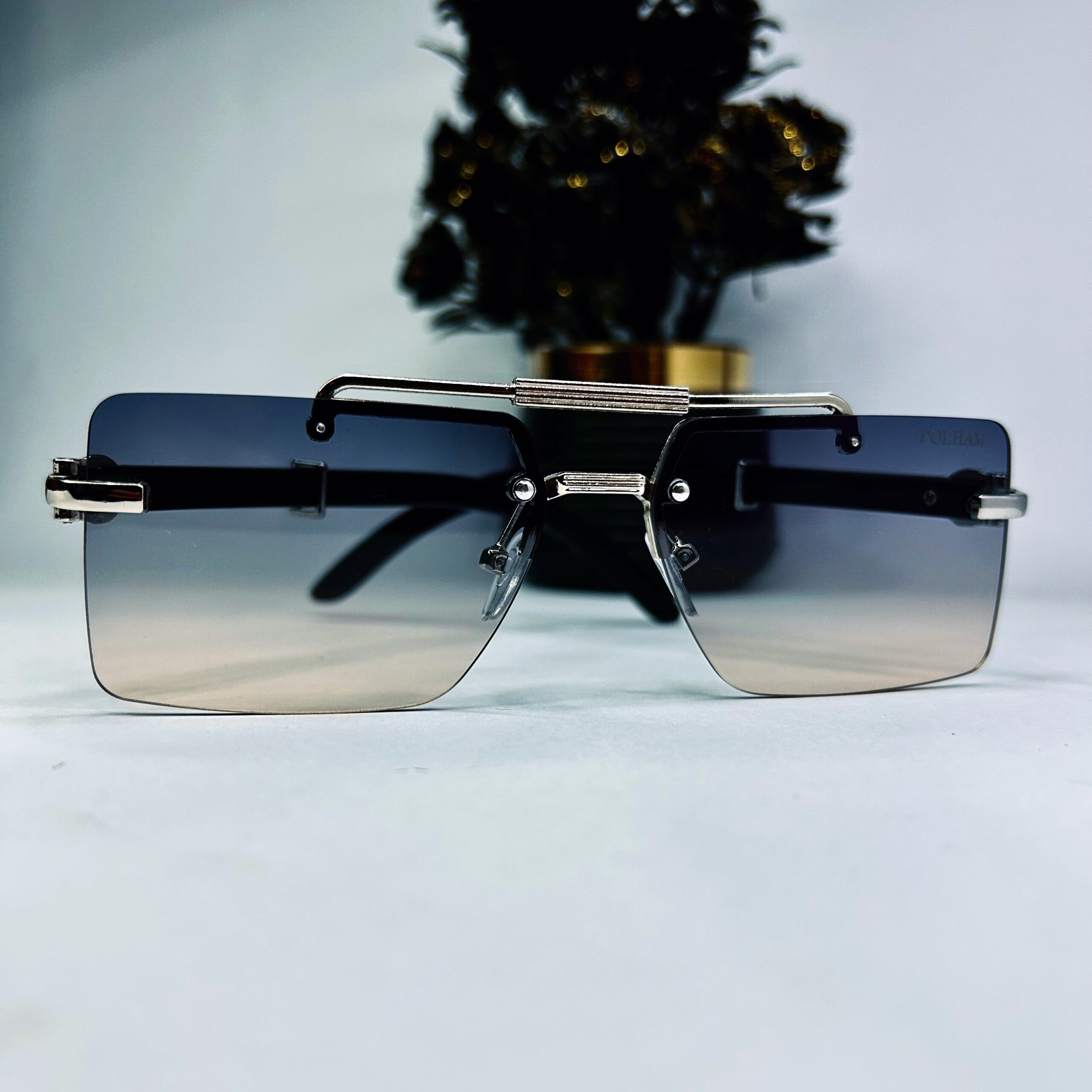 GH Gradient Rimless Shades